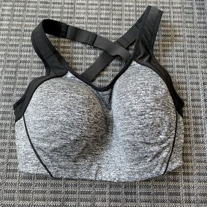 Victoria Secret Sports Bra Cross Back 34DD